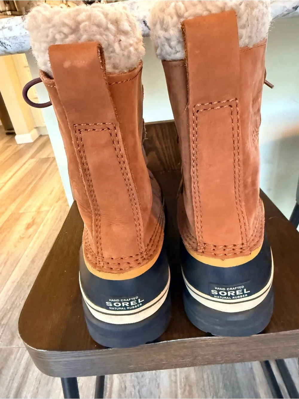 Sorel Caribou Waterproof Winter Boots women’s size 8